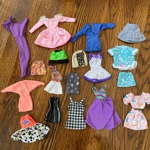 Bundle of Vintage Barbie Doll Dresses & Skirts   dolls clothes barbies girls toy